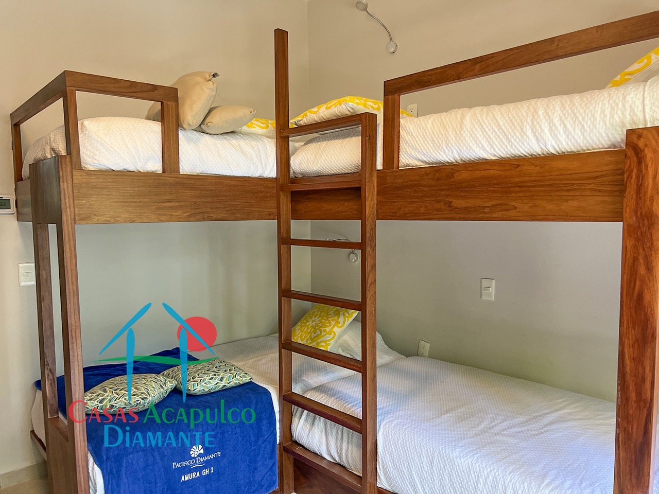 Pacífico Diamante Amura GH 1 - Recámara uno 2